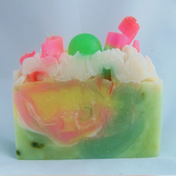 Cucumber-Melon-Soap-Shea-Butter-Handmadesoap-Natural-Artisan-Soap-Cold-Process-Soap-Cucumber-Soap